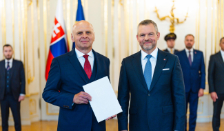 Profesor Hubert Paluš s prezidentom SR