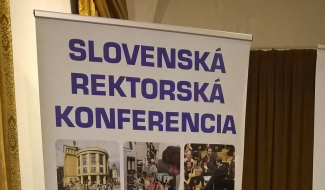 Rektori požadujú stiahnuť novelu zákona o vysokých školách z legislatívneho procesu