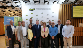 Účastníci pracovného stretnutia Konzorcia - AgroForestry z SPU v Nitre a TUZVO
