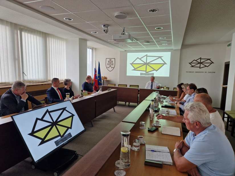 Zasadnutie Vedenia Technickej univerzity vo Zvolene